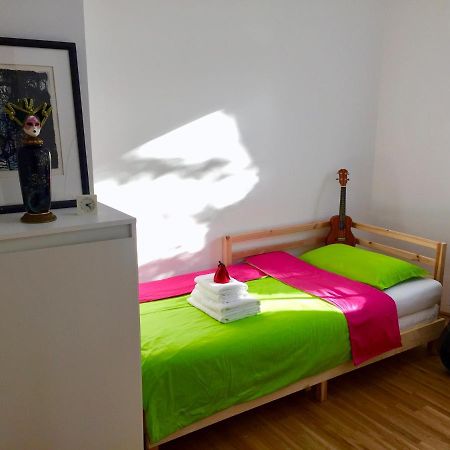 Cozy Danube Room - 15 Mins To Downtown Wina Bagian luar foto