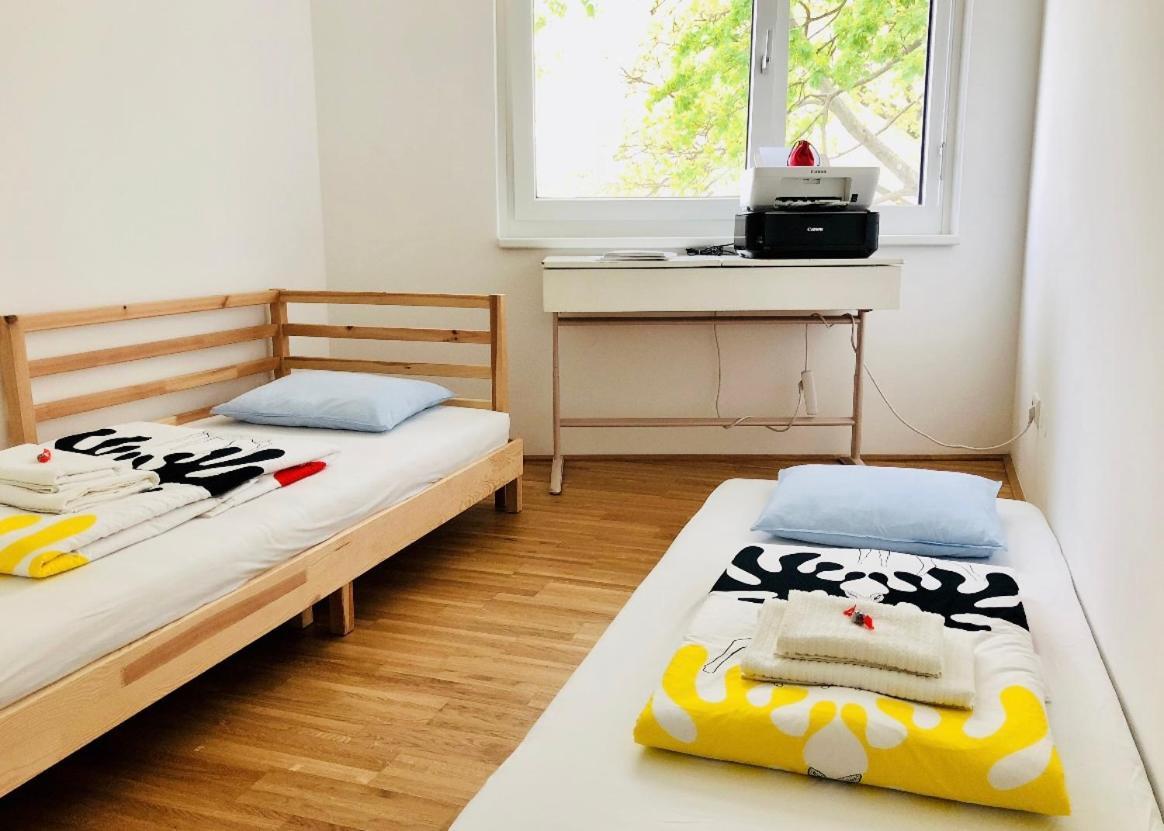 Cozy Danube Room - 15 Mins To Downtown Wina Bagian luar foto